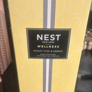 NEST Fragrances Yellow Wellness Candle Holder